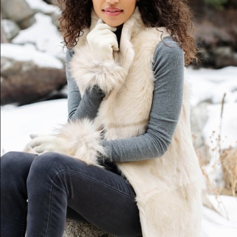 HP🎉Plus Sherpa Ivory Chalet Vest - Picture 4 of 4